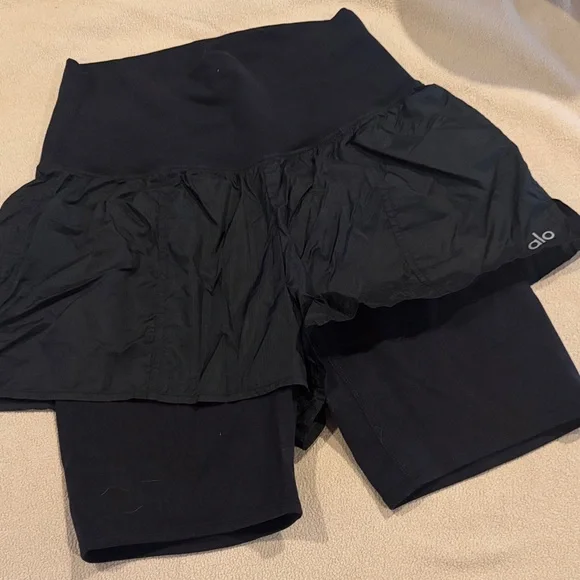 ALO Yoga Women's Black Skort - Picture 6 of 7